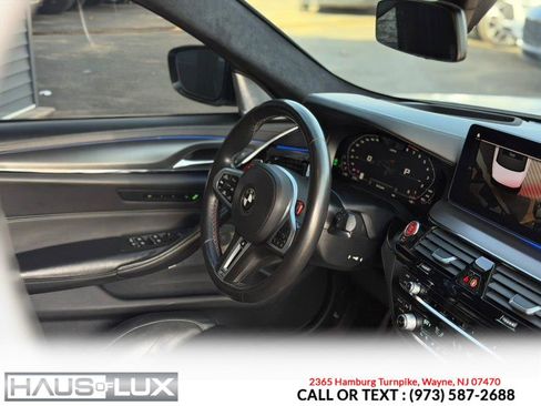 Used 2021 BMW M5 image 5