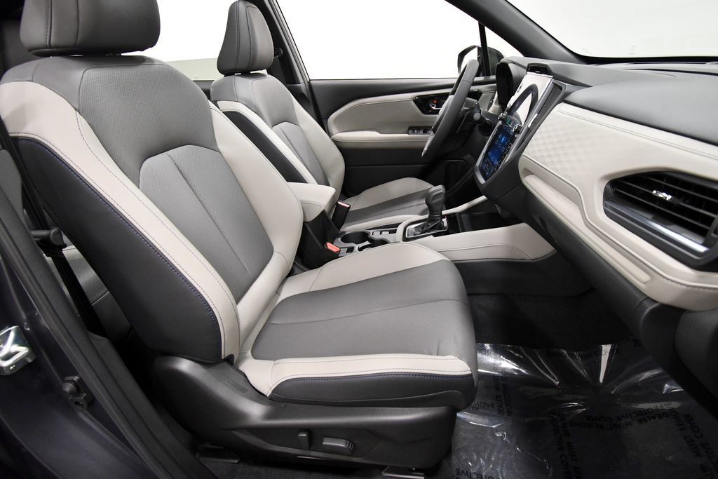 Used 2025 Subaru Forester Limited AWD/4WD image 19