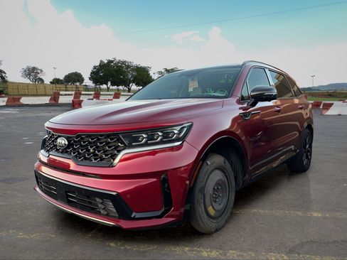 Certified 2021 Kia Sorento SX FWD image 5