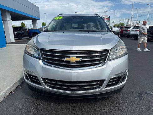 Used 2016 Chevrolet Traverse LTZ FWD image 9