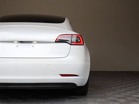 Used 2020 Tesla Model 3 Long Range AWD/4WD image 12