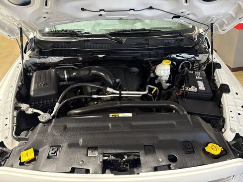 Used 2019 RAM 1500 Big Horn AWD/4WD image 9