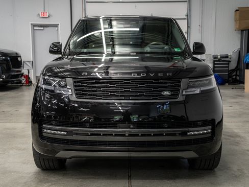 Used 2024 Land Rover Range Rover Autobiography AWD/4WD image 4
