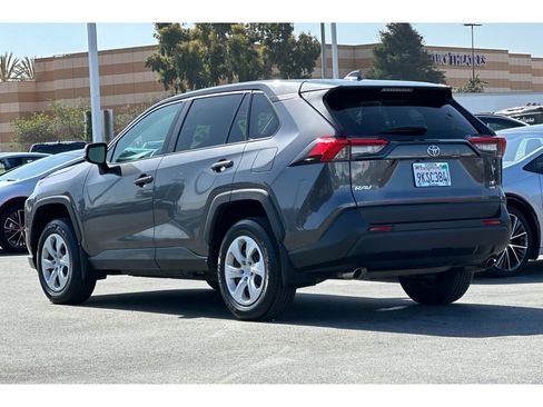 Certified 2024 Toyota RAV4 LE AWD/4WD image 6