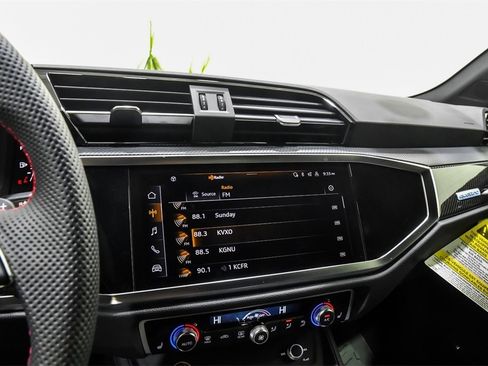 Certified 2025 Audi Q3 2.0T Premium Plus w/ Premium Plus Package image 23