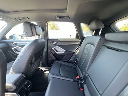 Used 2021 Audi Q3 2.0T Premium Plus w/ Premium Plus Package image 12