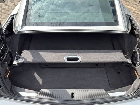 Used 2007 Cadillac XLR RWD image 33