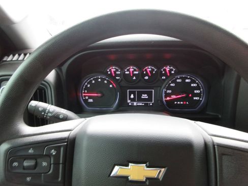 Used 2024 Chevrolet Silverado 2500 Custom w/ Custom Value Package AWD/4WD image 29