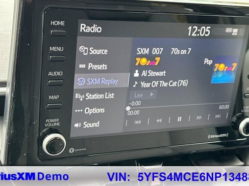 Used 2022 Toyota Corolla SE image 31