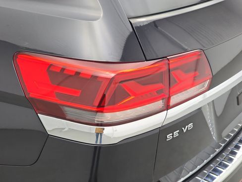 Used 2022 Volkswagen Atlas SE w/ Panoramic Sunroof Package AWD/4WD image 36