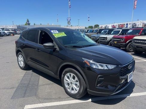 Used 2025 Ford Escape Active FWD image 4