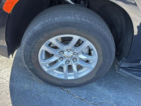 Certified 2024 Chevrolet Tahoe LT image 32