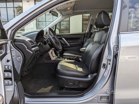 Used 2015 Subaru Forester 2.0XT Touring image 12