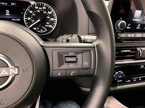 New 2025 Nissan Pathfinder S image 22