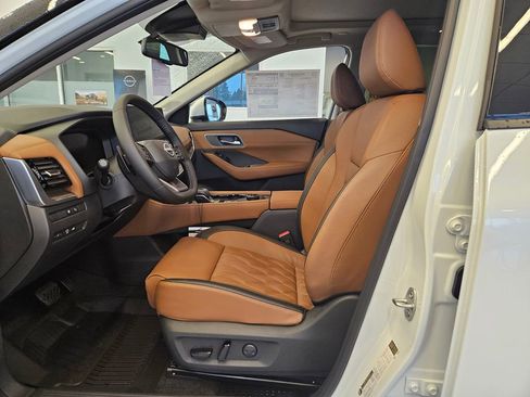 New 2026 Nissan Rogue Platinum w/ Platinum Premium Package image 14