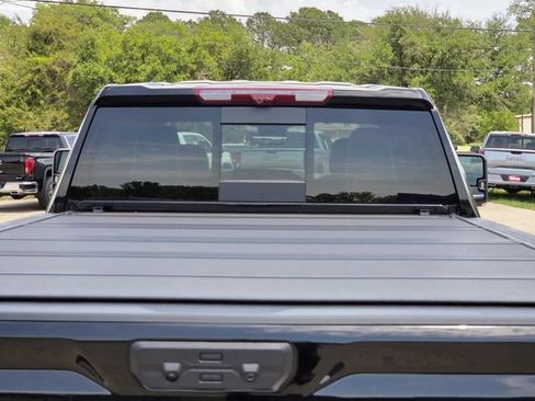 New 2026 GMC Sierra 3500 Denali Ultimate AWD/4WD image 9