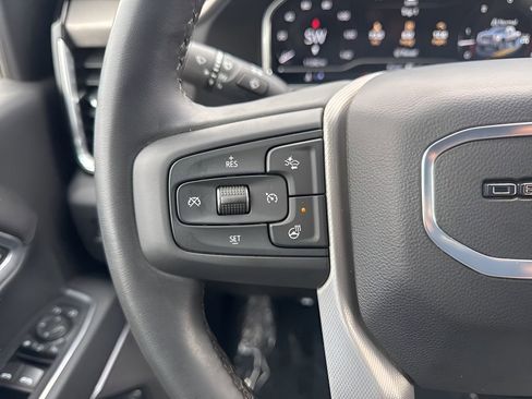 Used 2025 GMC Sierra 3500 Denali w/ Denali Reserve Package image 17