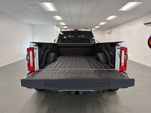 New 2026 Ford F350 Lariat w/ Lariat Ultimate Package AWD/4WD image 8