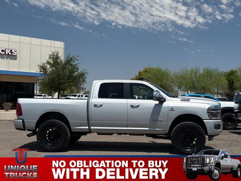 Used 2026 RAM 2500 Laramie AWD/4WD image 4