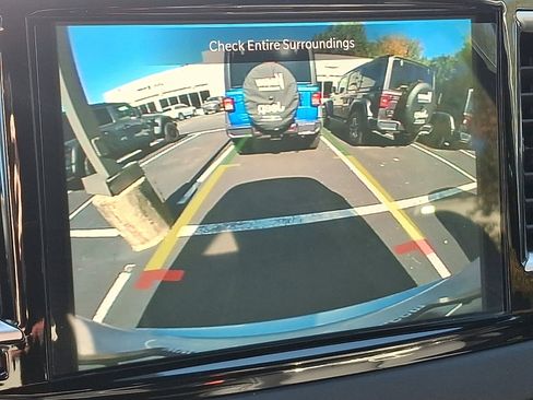 New 2026 Chrysler Voyager LX image 13