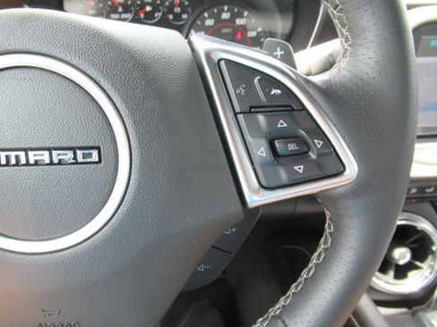 Used 2016 Chevrolet Camaro LT RWD image 25