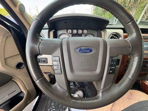 Used 2010 Ford F150 Lariat RWD image 34