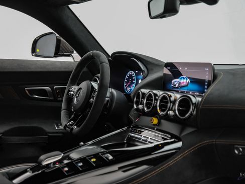 Used 2021 Mercedes-Benz AMG GT Black Series image 65