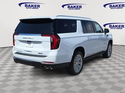 New 2026 GMC Yukon XL Denali w/ Denali Reserve Package AWD/4WD image 5