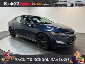 Used 2021 Chevrolet Malibu LT image 1