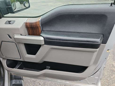 Used 2015 Ford F150 Lariat AWD/4WD image 16