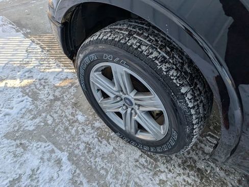 Used 2018 Ford F150 Lariat w/ Equipment Group 502A Luxury image 10