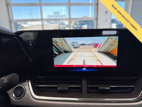 New 2026 Chevrolet Trax LT w/ Driver Confidence Package FWD image 3
