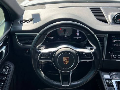 Used 2018 Porsche Macan S AWD/4WD image 22
