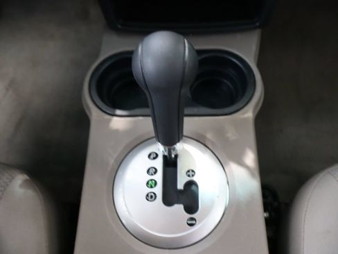 Used 2008 Mitsubishi Endeavor LS AWD/4WD image 33