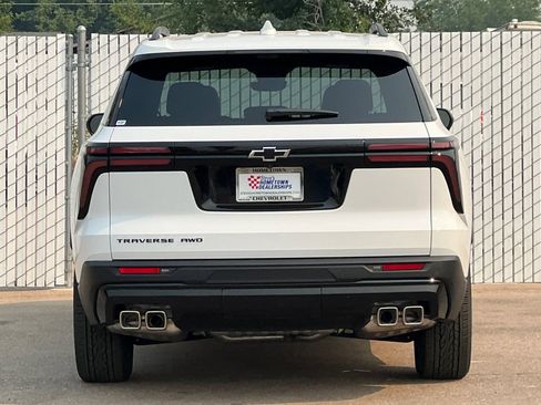 New 2026 Chevrolet Traverse LT w/ Midnight/Sport Edition AWD/4WD image 5