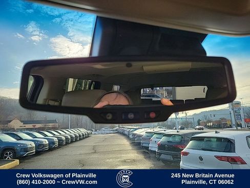 Used 2017 GMC Yukon SLT w/ Open Road Package image 10