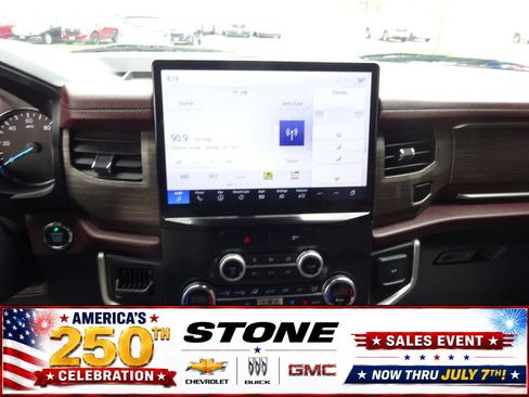 Used 2022 Ford Expedition Limited AWD/4WD image 27