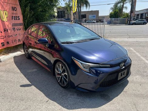 Used 2020 Toyota Corolla SE w/ Carpet Mat Package (TMS) FWD image 3