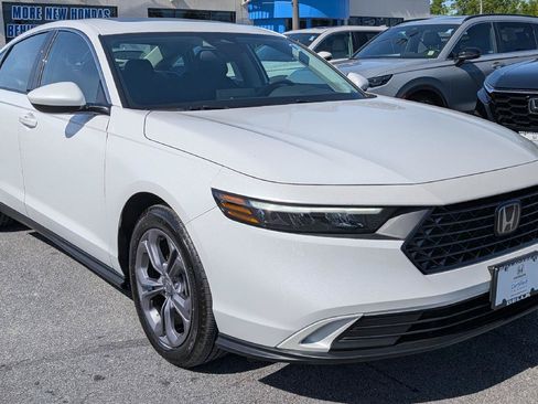 Certified 2023 Honda Accord EX image 5