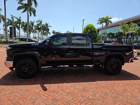 Used 2024 Chevrolet Silverado 3500 LT w/ Convenience Package AWD/4WD image 7
