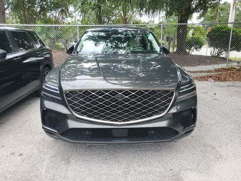 Used 2025 Genesis GV80 3.5T e-SC AWD/4WD image 3