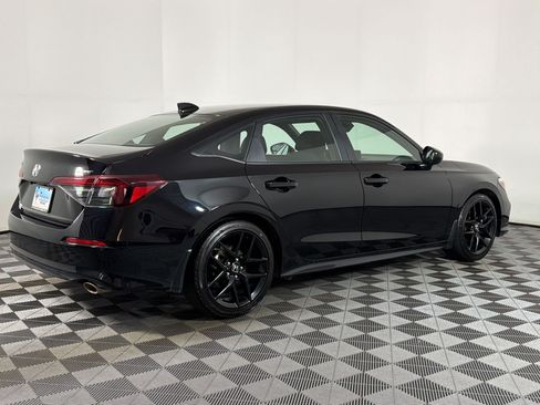 Used 2025 Honda Civic Sport image 7
