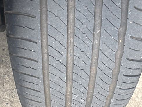 Used 2019 Volkswagen Tiguan SEL Premium image 39