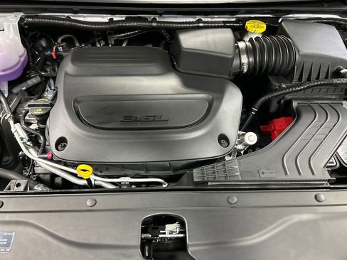 New 2026 Chrysler Voyager LX image 25