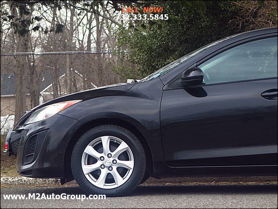 Used 2011 MAZDA MAZDA3 i Touring FWD image 14