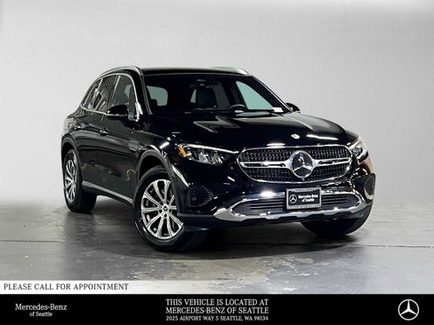 Used 2026 Mercedes-Benz GLC 300 4MATIC image 1