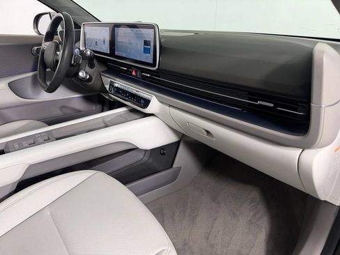 Used 2024 Hyundai Ioniq 6 SEL RWD image 32