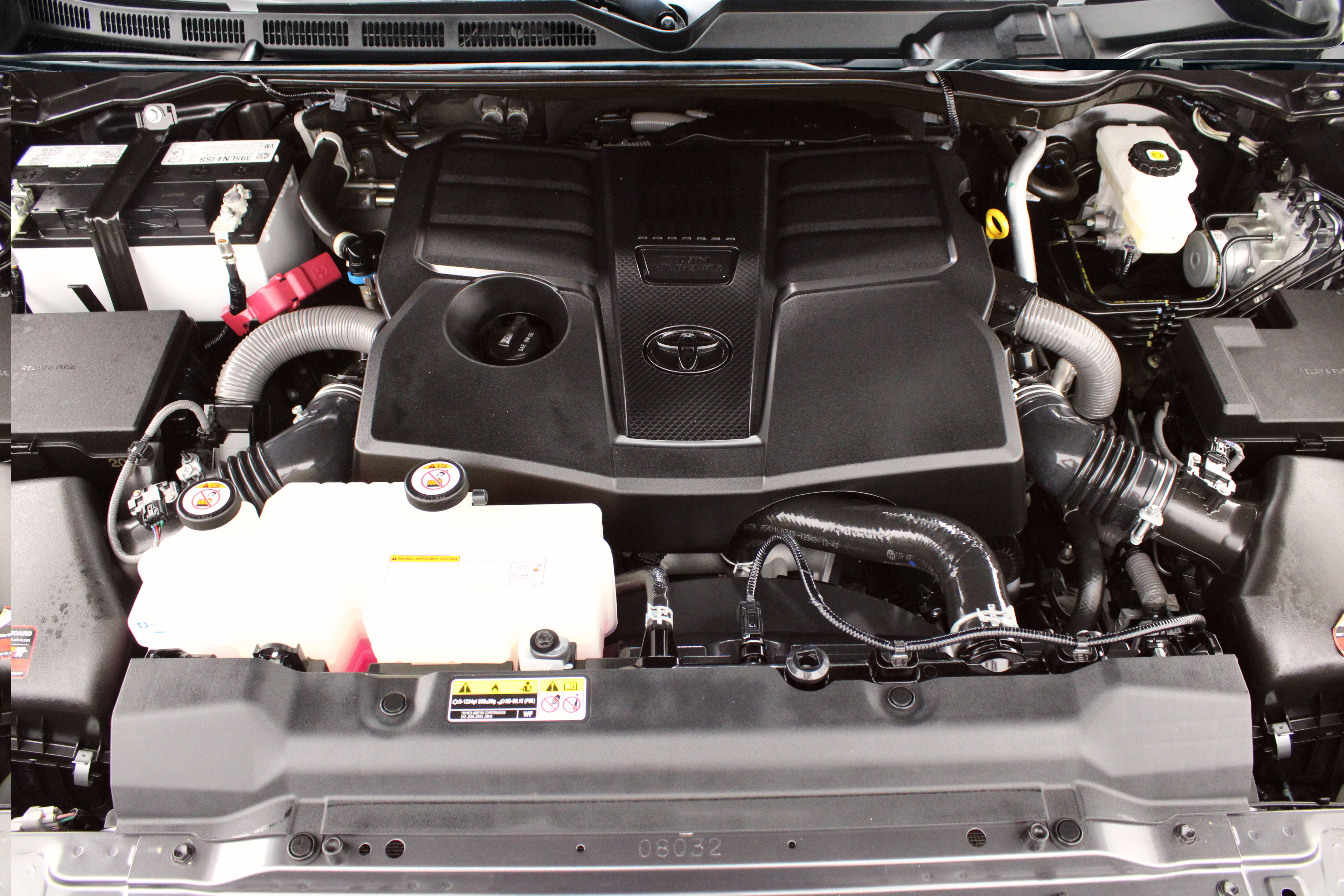 Used 2023 Toyota Tundra Limited AWD/4WD image 43