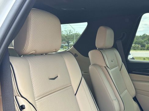 Certified 2024 Cadillac Escalade Premium Luxury AWD/4WD image 27