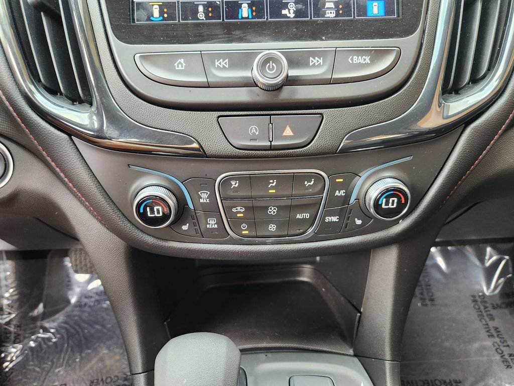 Used 2022 Chevrolet Equinox RS w/ RS Leather Package FWD image 20